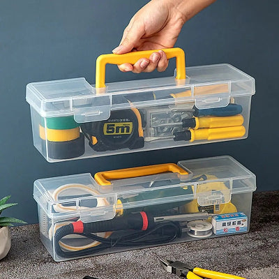 boite a outils superposee sur tapis