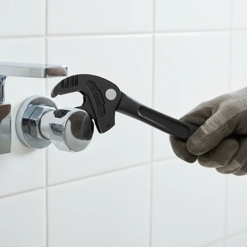 clé à griffe pour robinetterie salle de bain