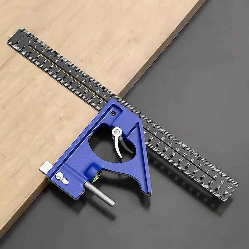 equerre d'angle sur planche bois pour mesures