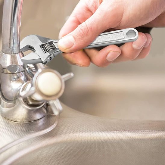 Mini clé à molette pour réparer robinet