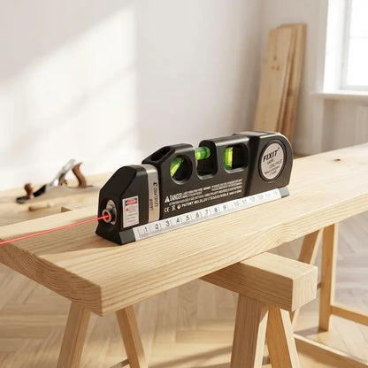 Niveau laser dans atelier en rénovation